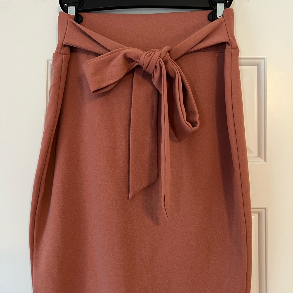 Windsor Blush Tie-Waist Pencil Skirt